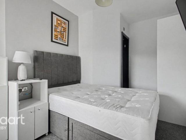 1 bedroom terraced house to rent