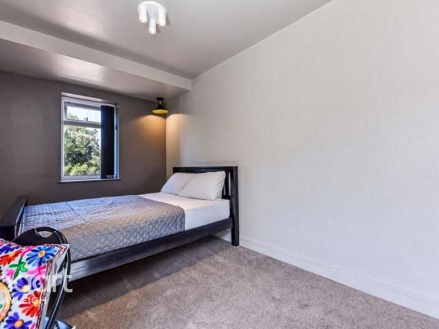 1 bedroom terraced house to rent