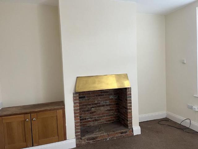 1 bedroom terraced house to rent