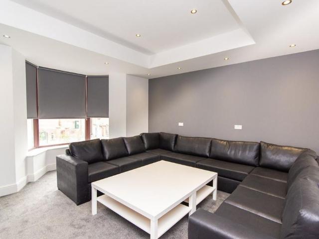 1 bedroom terraced house to rent