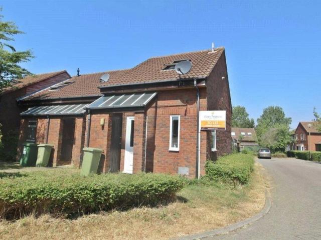 1 bedroom terraced house to rent