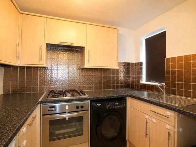 1 bedroom terraced house to rent
