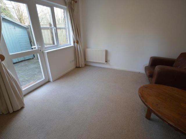 1 bedroom terraced house to rent