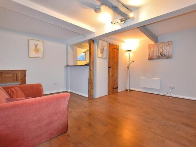 1 bedroom terraced house to rent