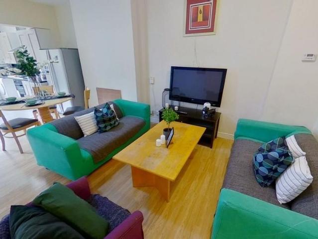 1 bedroom terraced house to rent