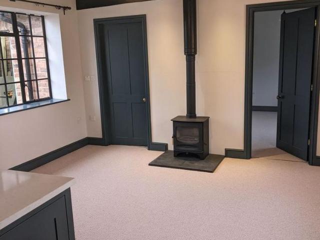 1 bedroom terraced house to rent