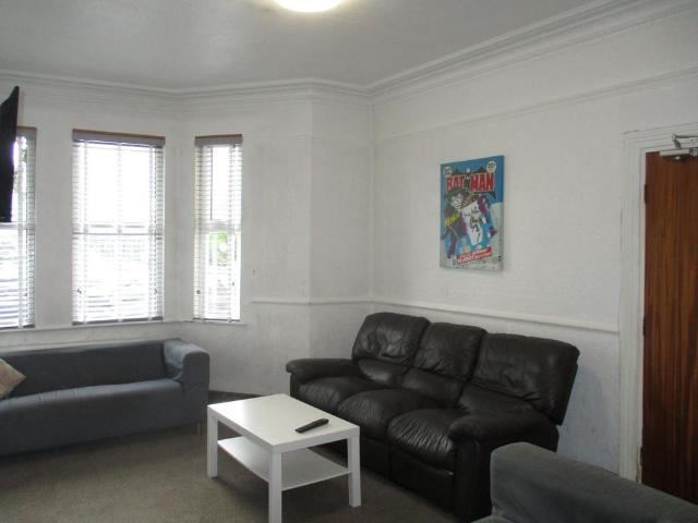 1 bedroom terraced house to rent