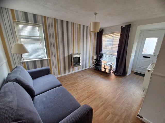 1 bedroom terraced house to rent