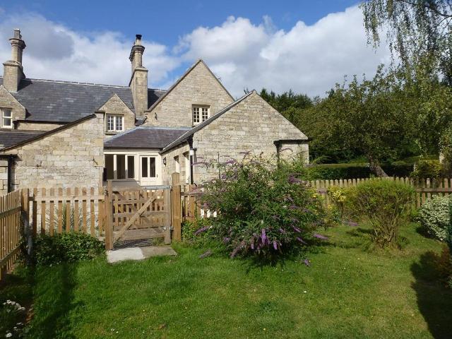 1 bedroom terraced house to rent