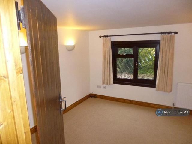 1 bedroom terraced house to rent