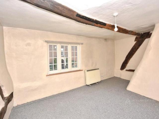 1 bedroom terraced house to rent