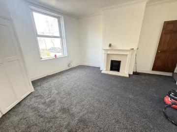 1 bedroom terraced house to rent