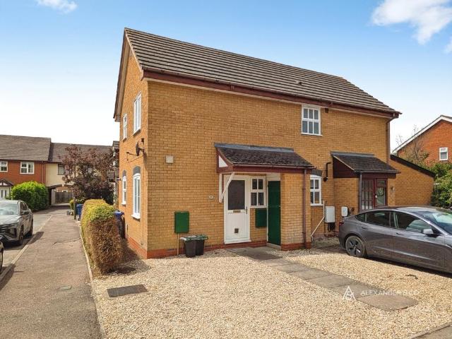 1 bedroom terraced house to rent
