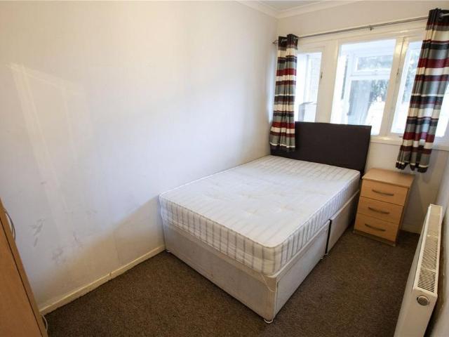 1 bedroom terraced house to rent