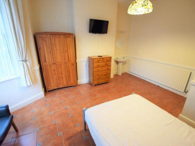 1 bedroom terraced house to rent