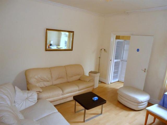 1 bedroom terraced house to rent