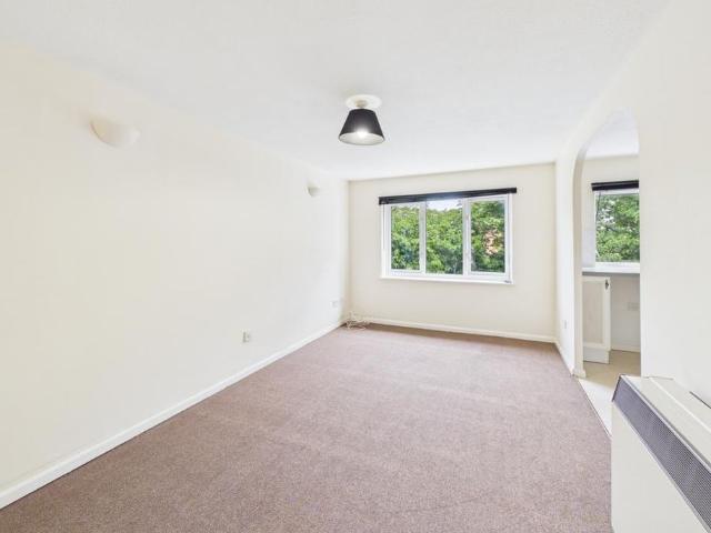 1 bedroom terraced house to rent