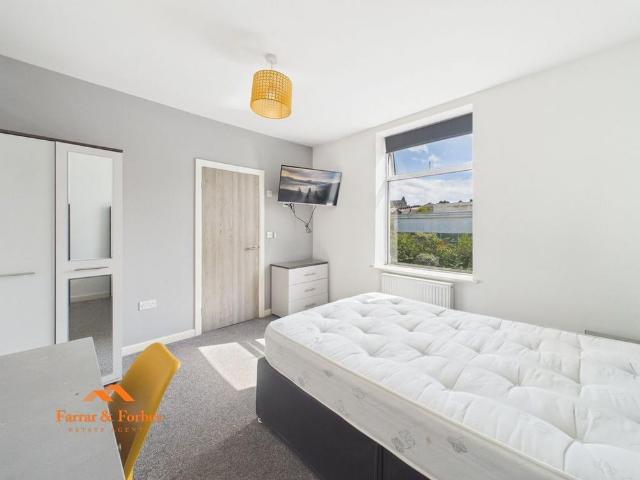 1 bedroom terraced house to rent
