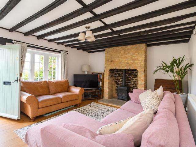 1 bedroom terraced house to rent