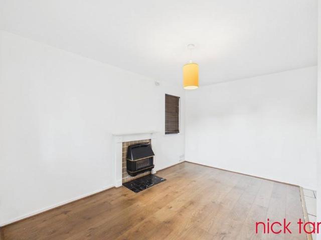 1 bedroom terraced house to rent