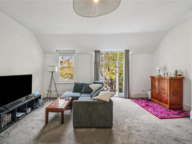 1 bedroom terraced house to rent