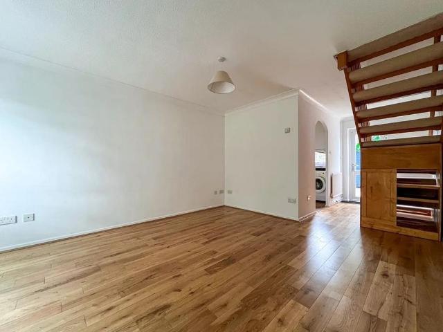 1 bedroom terraced house to rent