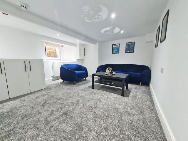 1 bedroom terraced house to rent