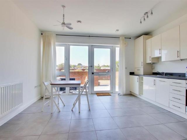 1 bedroom terraced house to rent