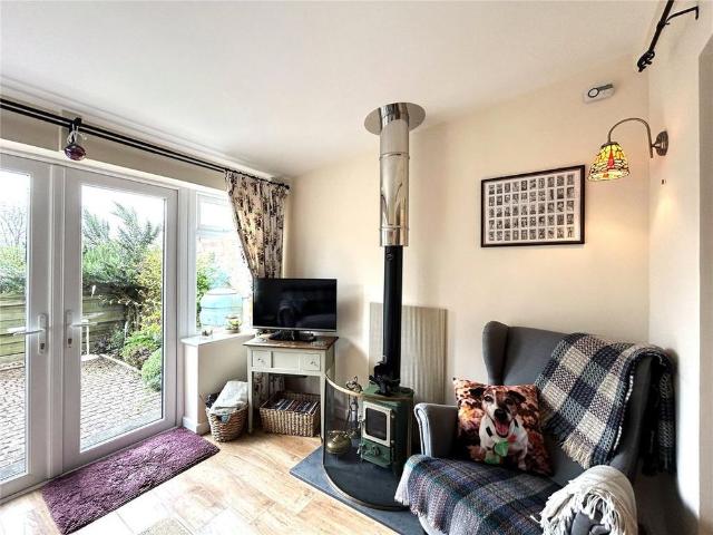 1 bedroom terraced house to rent