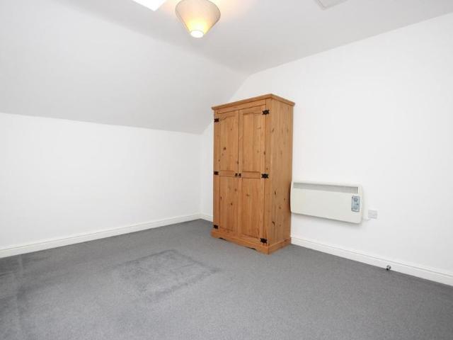 1 bedroom terraced house to rent