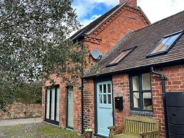 1 bedroom terraced house to rent