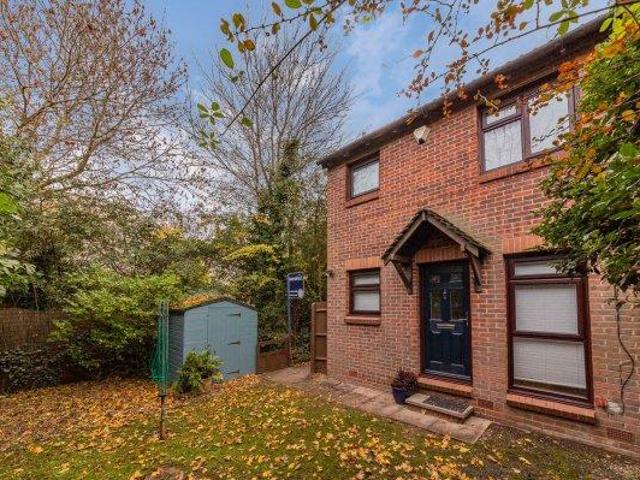 1 bedroom terraced house to rent