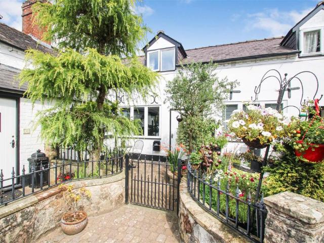 1 bedroom terraced house to rent