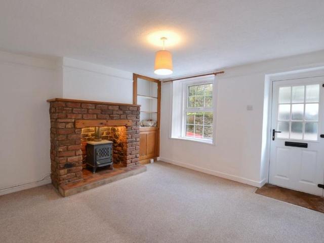 1 bedroom terraced house to rent