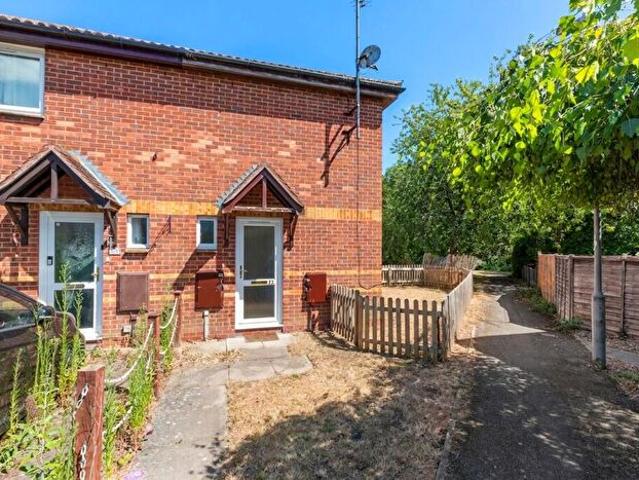 1 Bedroom Terraced House To Rent In The Pastures, Aylesbury, HP20