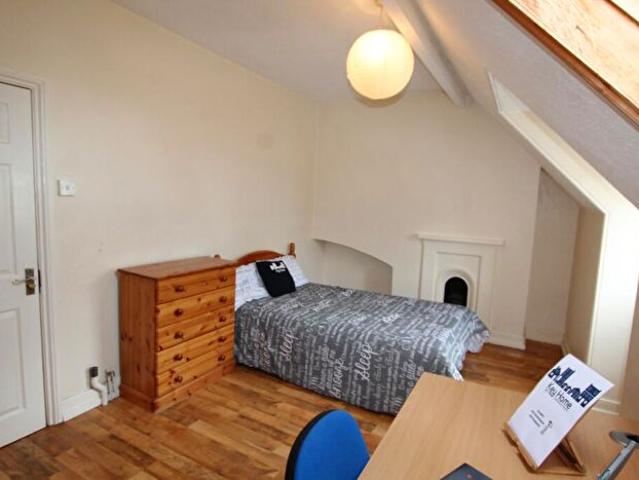 1 Bedroom Terraced House To Rent In Agnes Road, Northampton, NN2