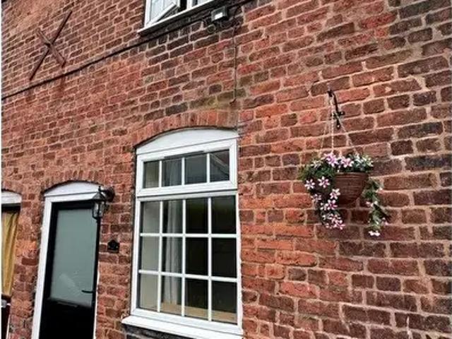 1 Bedroom Terraced House To Rent In Francis Place, Newtown, SY16