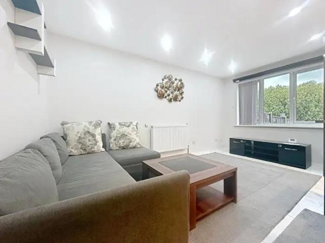 1 Bedroom Terraced House To Rent In Manston Close, Leicester, Leicestershire, LE4