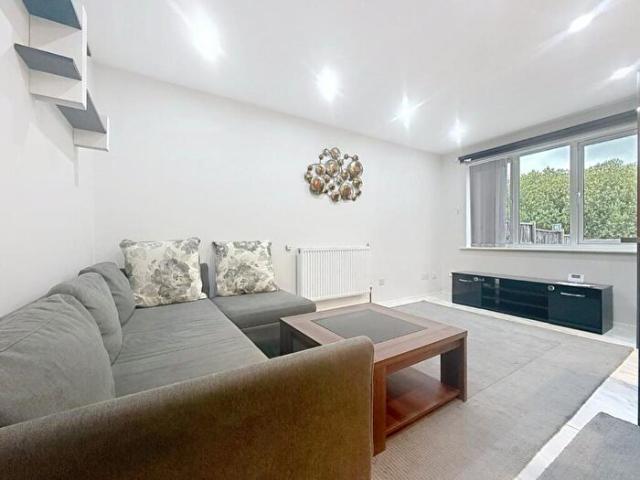 1 Bedroom Terraced House To Rent In Manston Close, Leicester, Leicestershire, LE4