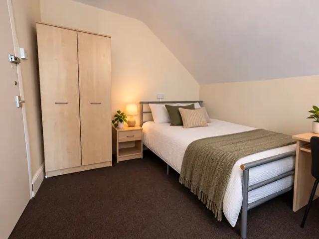 1 Bedroom Terraced House To Rent In Patrick Road, West Bridgford, Nottingham, NG2