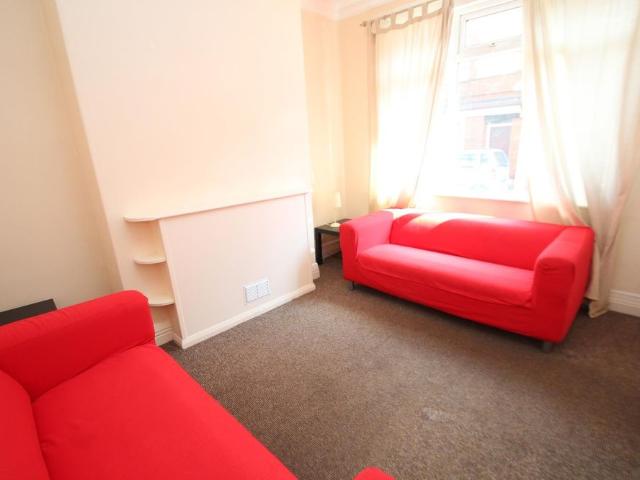 1 bedroom terraced sharedaccommodation to rent