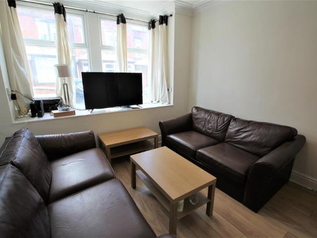1 bedroom terraced sharedaccommodation to rent