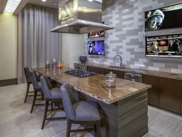 1 bedroom, The Woodlands TX 77380 105223841