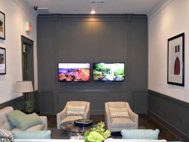 1 bedroom, The Woodlands TX 77382 105224610