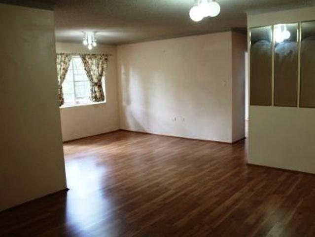 1 BEDROOM UNIT!