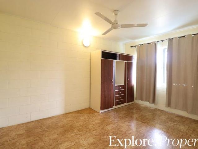 1 Bedroom Unit with great location