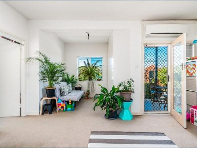 1 BEDROOM UNIT – CONVENIENT LOCATION