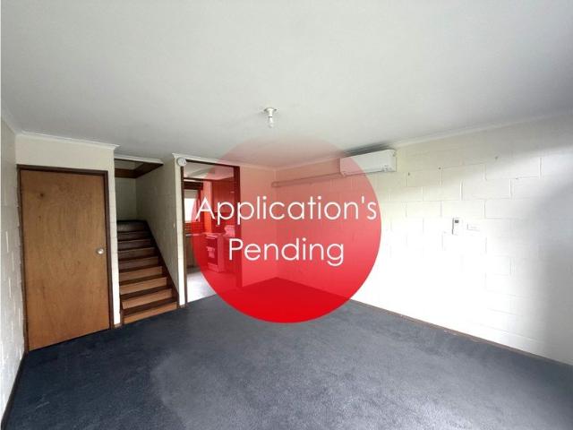 1 Bedroom Unit Close to Shops & Services