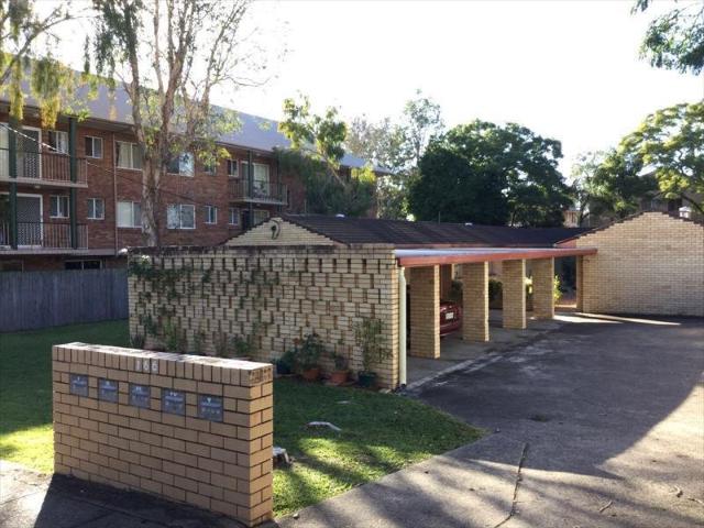 1 Bedroom Unit Great Location