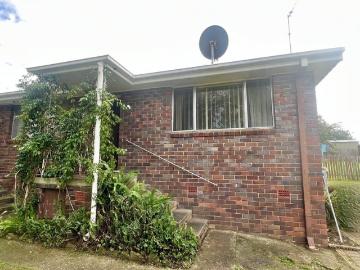 1 Bedroom Unit Ideal Location